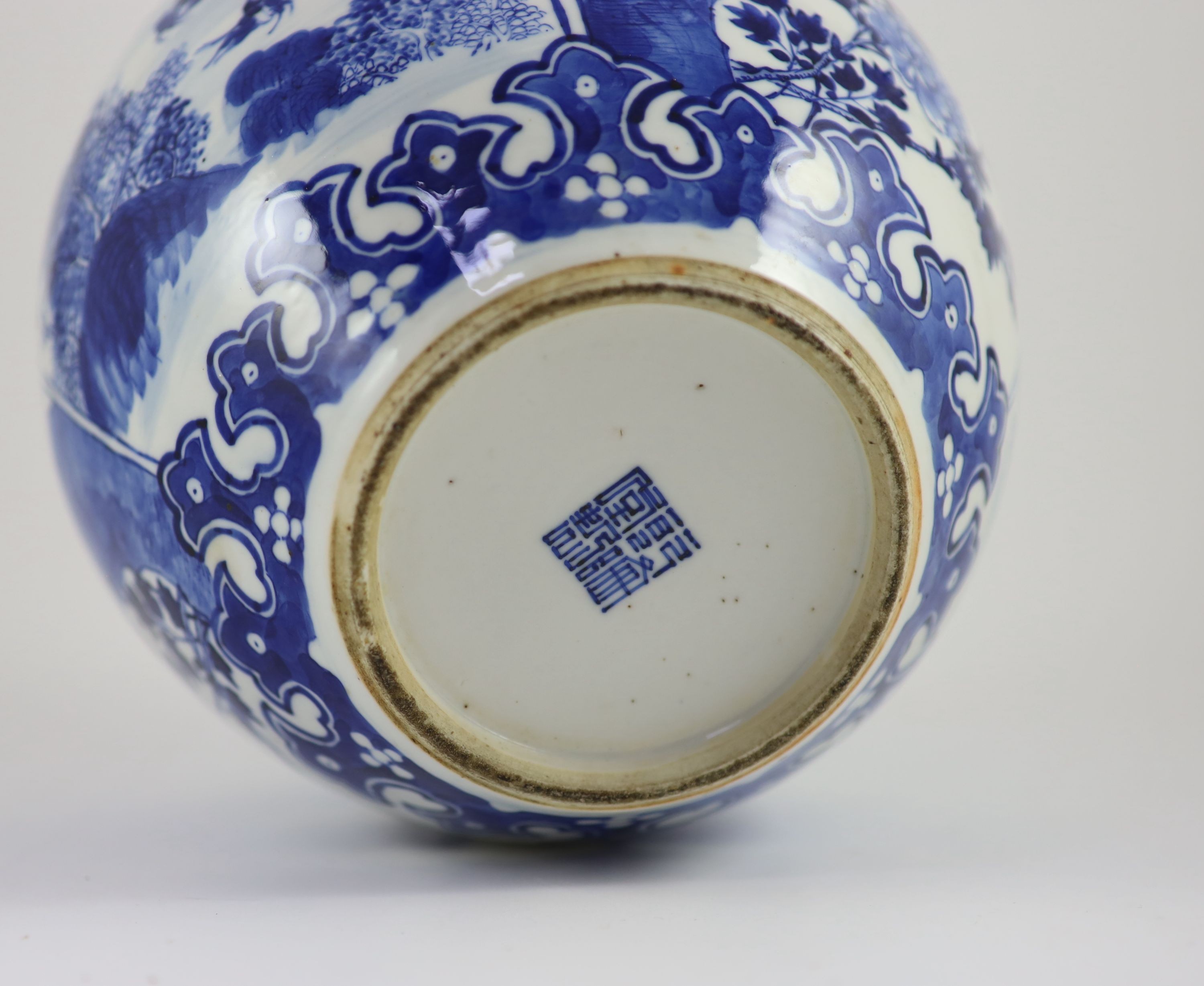 A Chinese blue and white ovoid jar, 19th century, 22.5 cm high